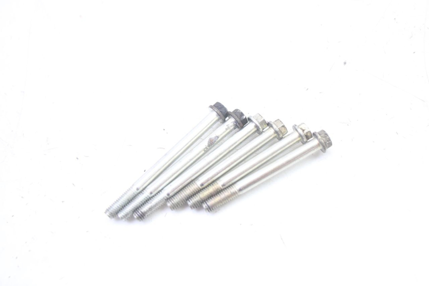 photo de ONDERKANT MOTORBLOK PEUGEOT VIVACITY 50 (2004 - 2009) - Zoom op componenten