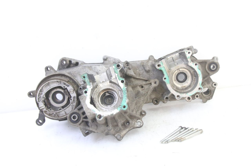 photo de ONDERKANT MOTORBLOK PEUGEOT VIVACITY 50 (2004 - 2009) - Bevestigingspunten