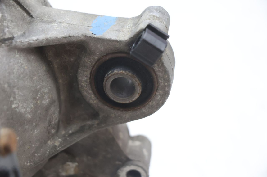 photo de ONDERKANT MOTORBLOK PEUGEOT VIVACITY 50 (2004 - 2009) - Andere kijkhoek