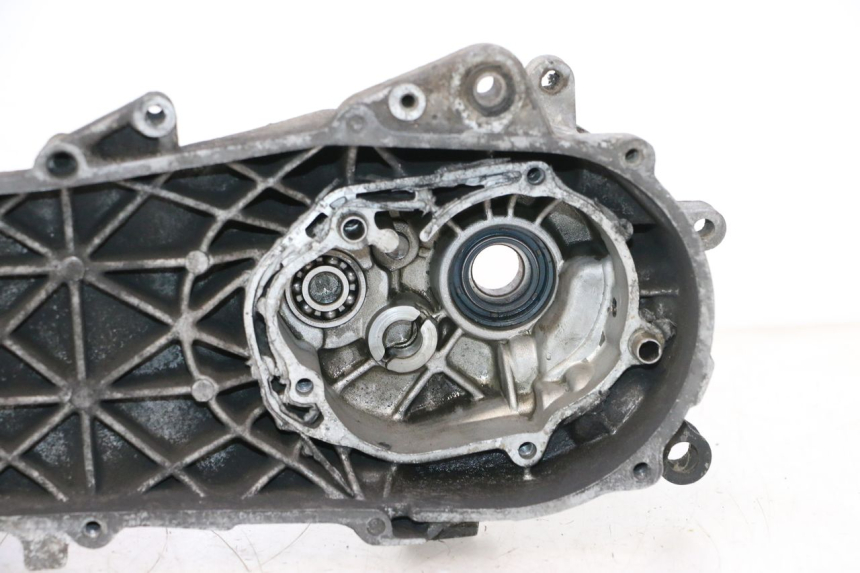 photo de ONDERKANT MOTORBLOK PEUGEOT VIVACITY 50 (1998 - 2003) - Overzicht