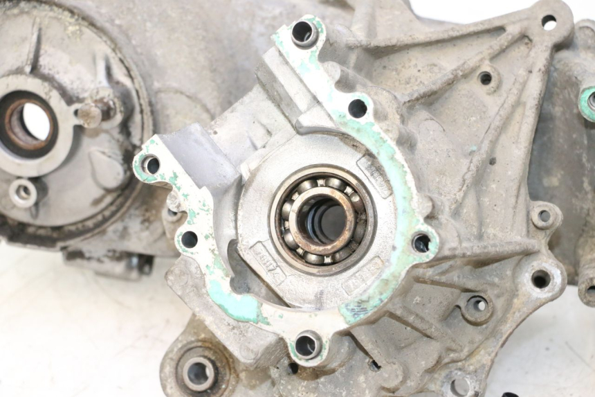 photo de ONDERKANT MOTORBLOK PEUGEOT VIVACITY 50 (2004 - 2009) - Detailaanzicht