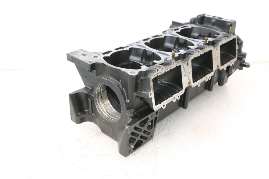 photo de ONDERSTE MOTORKAST YAMAHA WAVE RUNNER GP R 1200 (2000 - 2003) - Detail van het onderdeel