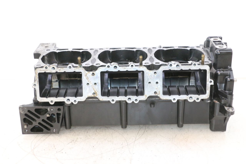photo de ONDERSTE MOTORKAST YAMAHA WAVE RUNNER GP R 1200 (2000 - 2003) - Detailaanzicht
