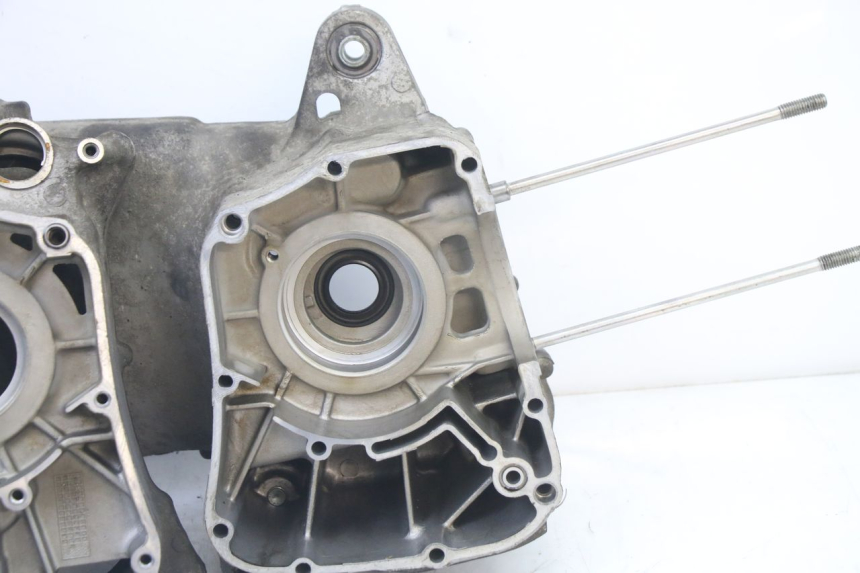 photo de ONDERKANT MOTORBLOK YAMAHA X-MAX XMAX 125 (2010 - 2013) - Zoom op gebruiksstaat