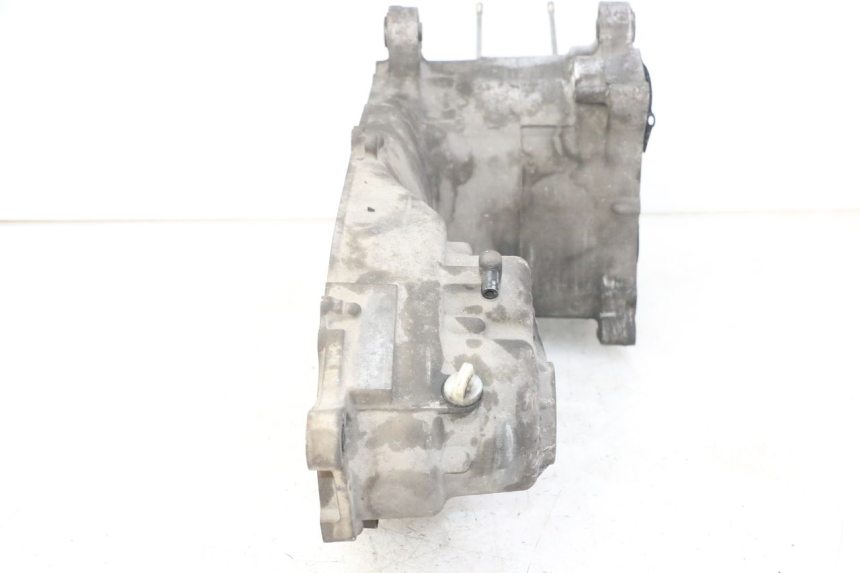 photo de ONDERKANT MOTORBLOK YAMAHA XMAX X-MAX 125 (2006 - 2009) - Kenmerkende details