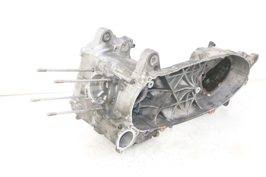 photo de ONDERKANT MOTORBLOK YAMAHA XMAX X-MAX 125 (2006 - 2009) - Alternatieve hoek