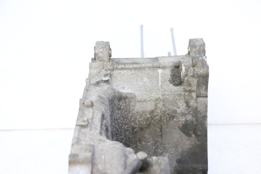 photo de ONDERKANT MOTORBLOK YAMAHA X-MAX XMAX 250 (2006 - 2009) - Bevestigingspunten