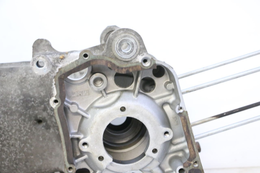 photo de ONDERKANT MOTORBLOK YAMAHA X-MAX XMAX 250 (2006 - 2009) - Gecontroleerd onderdeel