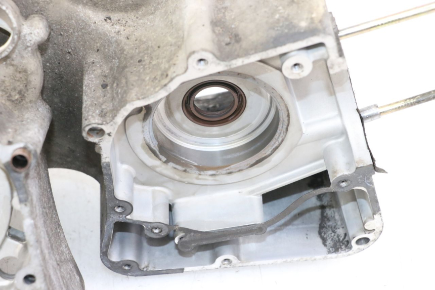 photo de ONDERKANT MOTORBLOK KYMCO XCITING 250 (2006 - 2009) - Detailaanzicht