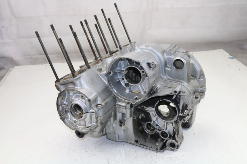 photo de ONDERKANT MOTORBLOK YAMAHA XJS DIVERSION 600 (1997 - 1999) - Hoofdaanzicht