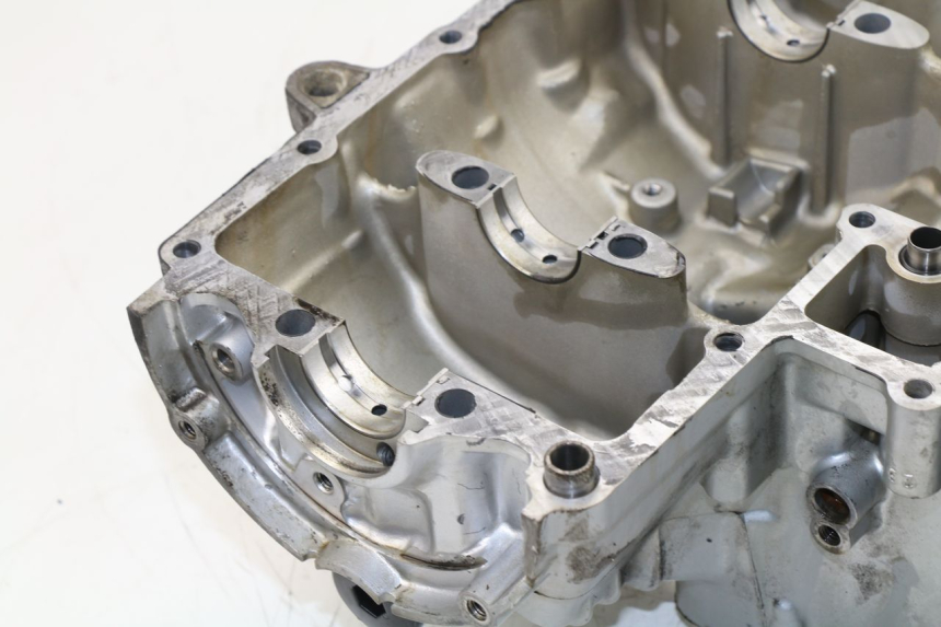 photo de ONDERKANT MOTORBLOK YAMAHA XJS DIVERSION 600 (1997 - 1999) - Kenmerkende details