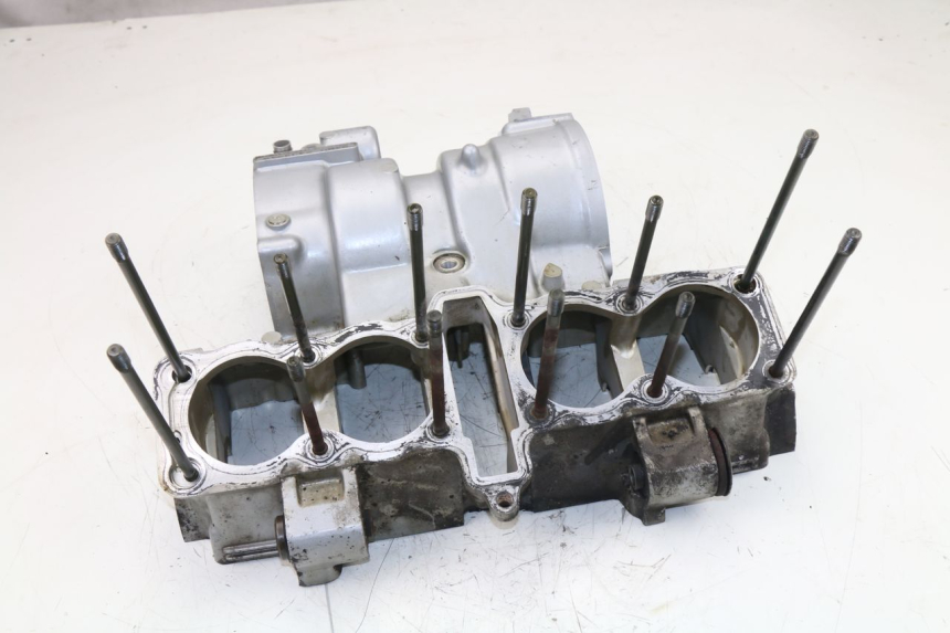 photo de ONDERKANT MOTORBLOK YAMAHA XJS DIVERSION 600 (1997 - 1999) - Zoom op kwaliteit