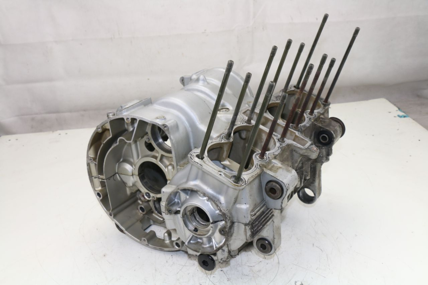 photo de ONDERKANT MOTORBLOK YAMAHA XJS DIVERSION 600 (1997 - 1999) - Zoom op gebruiksstaat