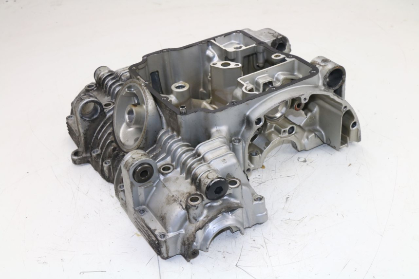 photo de ONDERKANT MOTORBLOK YAMAHA XJS DIVERSION 600 (1997 - 1999) - Technische close-up