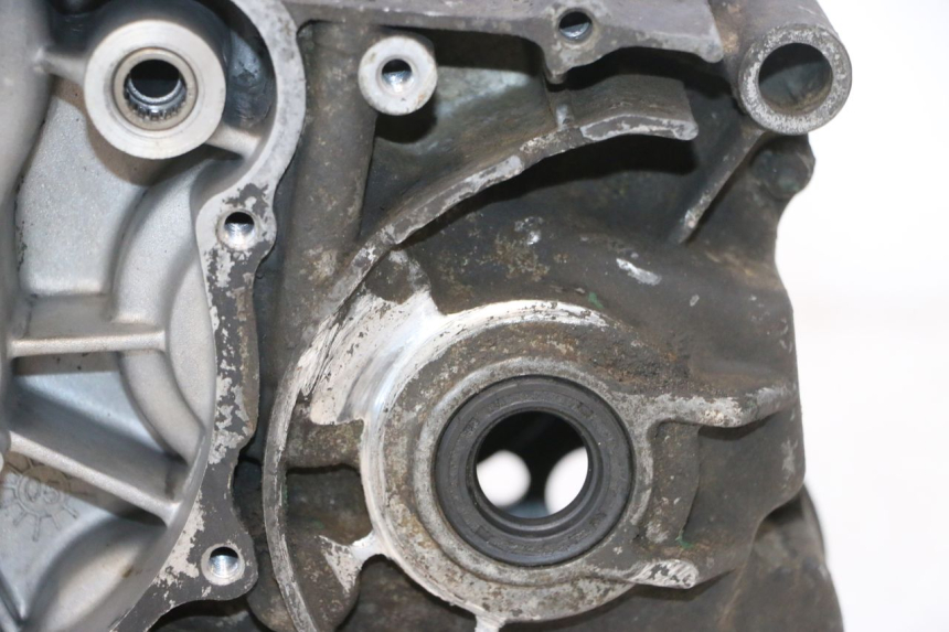photo de ONDERSTE MOTORKAST SMC XROAD 150 - Detailaanzicht