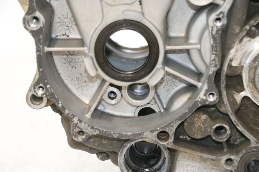 photo de ONDERSTE MOTORKAST SMC XROAD 150 - Visuele inspectie