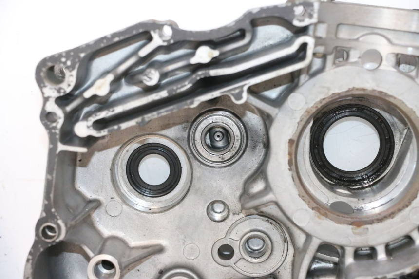 photo de ONDERSTE MOTORKAST SMC XROAD 150 - Zoom op gebruiksstaat