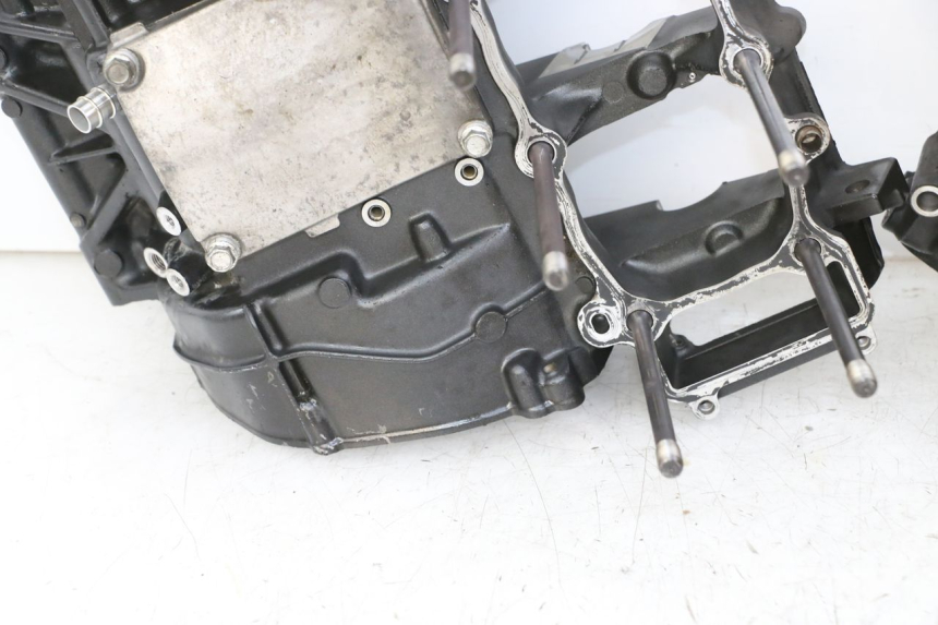 photo de ONDERKANT MOTORBLOK YAMAHA FZ1 FAZER 1000 (2007 - 2009) - Visuele inspectie