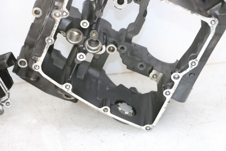 photo de ONDERKANT MOTORBLOK YAMAHA FZ1 FAZER 1000 (2007 - 2009) - Zoom op kwaliteit