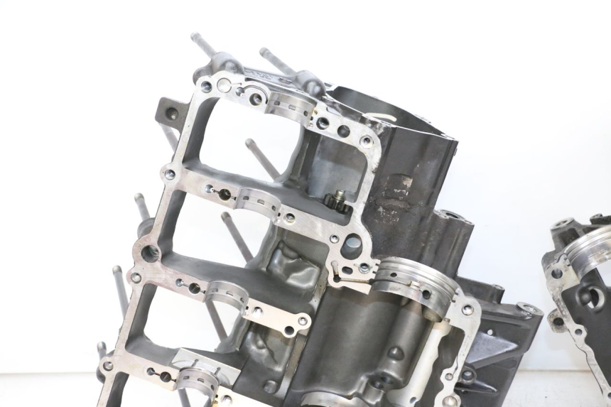 photo de ONDERKANT MOTORBLOK YAMAHA FZ1 FAZER 1000 (2007 - 2009) - Andere kijkhoek