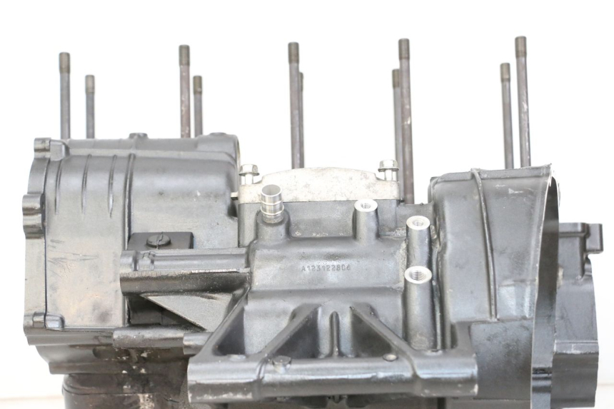 photo de ONDERKANT MOTORBLOK YAMAHA FZ1 FAZER 1000 (2007 - 2009) - Gecontroleerd onderdeel