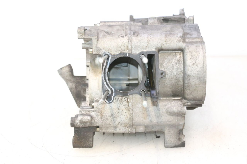 photo de ONDERSTE MOTORKAST YAMAHA YP MAJESTY 125 (2007 - 2010) - Alternatieve hoek