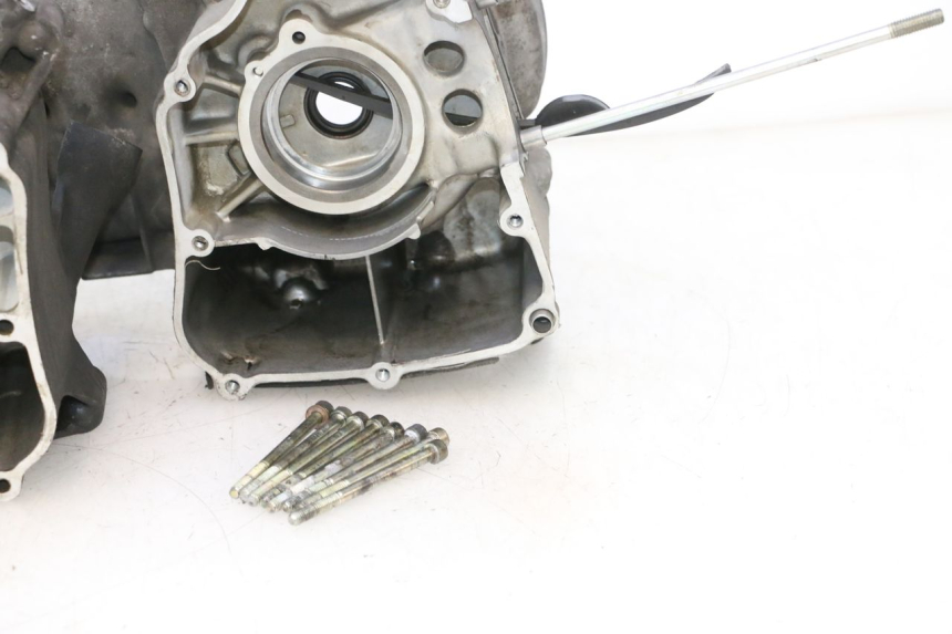 photo de ONDERSTE MOTORKAST YAMAHA YP MAJESTY 125 (2007 - 2010) - Profielaanzicht