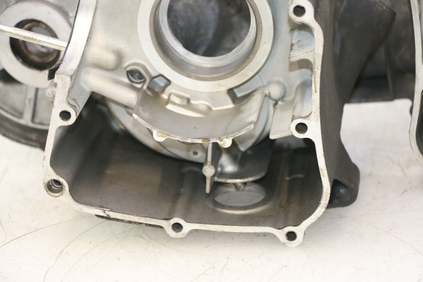 photo de ONDERSTE MOTORKAST YAMAHA YP MAJESTY 125 (2007 - 2010) - Zoom op gebruiksstaat