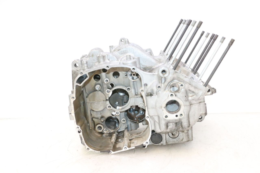 photo de ONDERSTE MOTORKAST YAMAHA YZF R GENESIS 750 (1993 - 1998) - Zoom op componenten