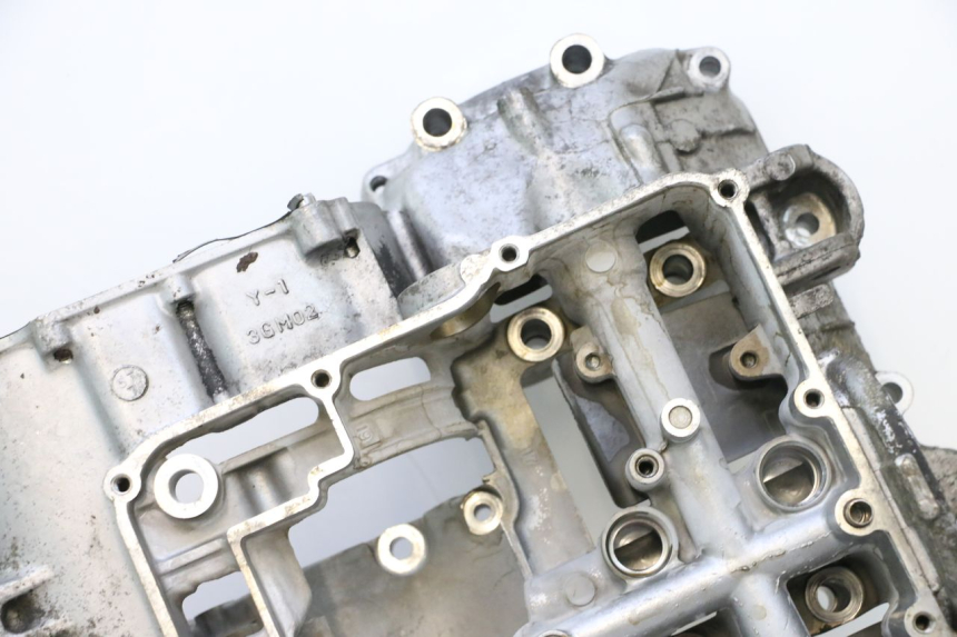 photo de ONDERSTE MOTORKAST YAMAHA YZF R GENESIS 750 (1993 - 1998) - Focus op structuur