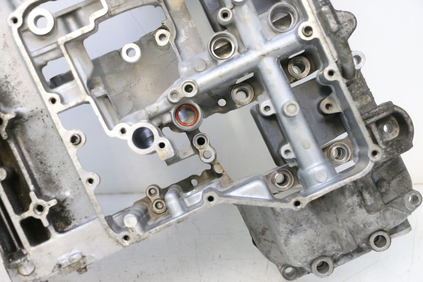 photo de ONDERSTE MOTORKAST YAMAHA YZF R GENESIS 750 (1993 - 1998) - Alternatieve hoek