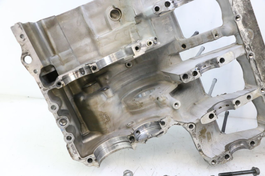 photo de ONDERSTE MOTORKAST YAMAHA YZF R GENESIS 750 (1993 - 1998) - Hoofdaanzicht