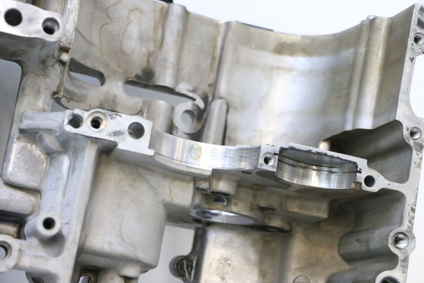 photo de ONDERSTE MOTORKAST YAMAHA YZF R GENESIS 750 (1993 - 1998) - Technische close-up