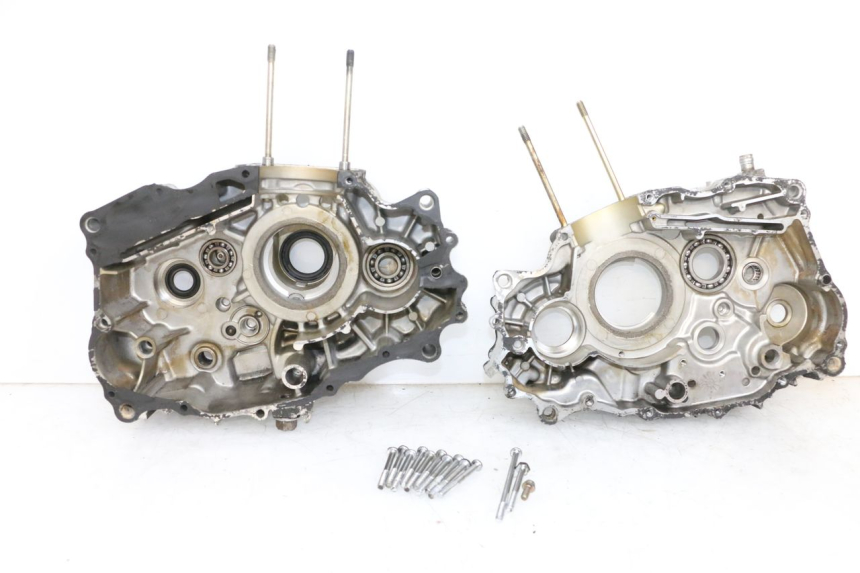 photo de ONDERKANT MOTORBLOK KYMCO ZING 125 (1997 - 2003) - Detail van het onderdeel