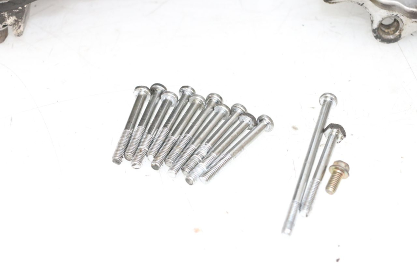 photo de ONDERKANT MOTORBLOK KYMCO ZING 125 (1997 - 2003) - Visuele inspectie