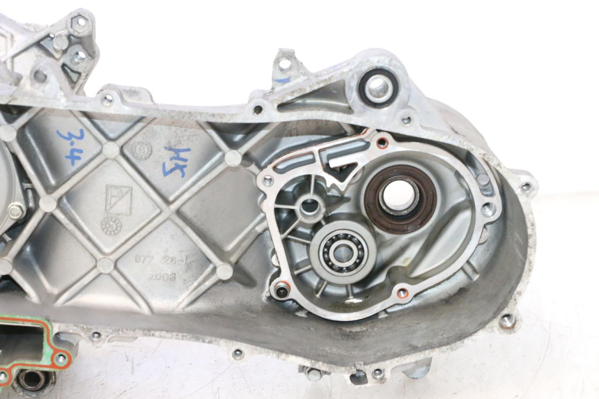 photo de ONDERSTE MOTORKAST PIAGGIO ZIP IGET 4T 50 (2021 - 2023) - Markeringen en referenties