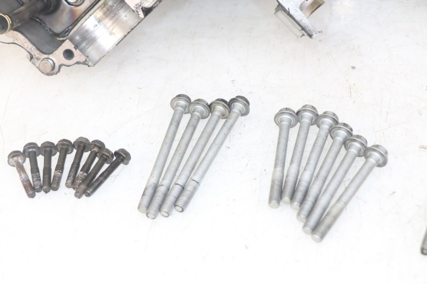 photo de ONDERKANT MOTORBLOK KAWASAKI ZX-6R ZX6R 600 (1995 - 1997) - Profielaanzicht