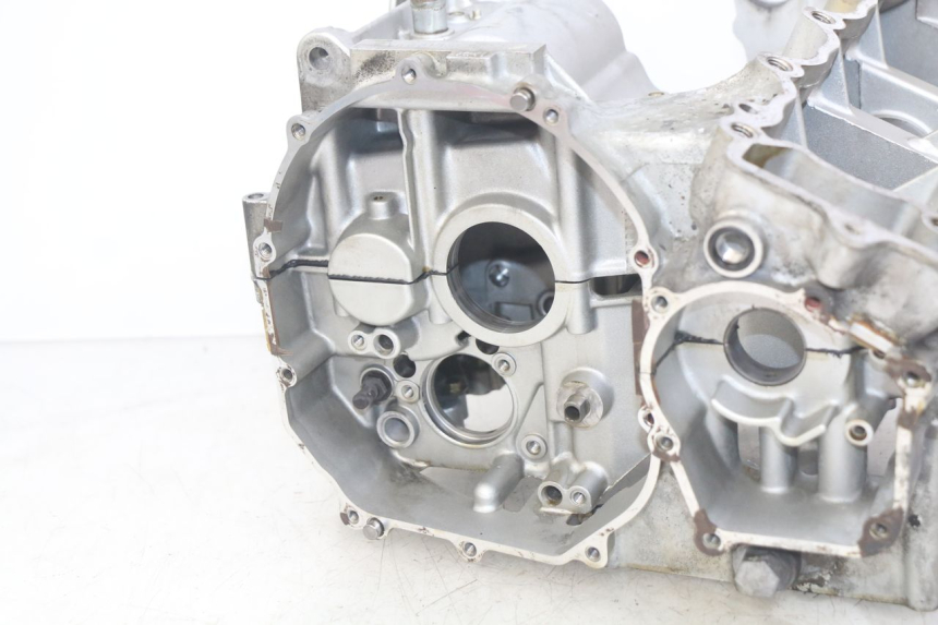 photo de ONDERKANT MOTORBLOK KAWASAKI ZX-6R ZX6R 600 (1995 - 1997) - Bevestigingspunten