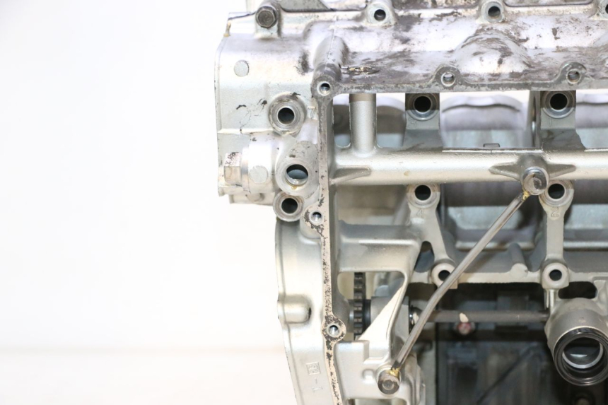 photo de ONDERSTE MOTORKAST KAWASAKI ZX-6R ZX6R 600 (2000 - 2002) - Andere kijkhoek