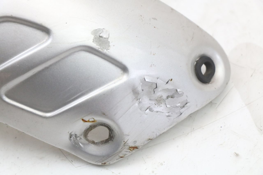 photo de UITLAATBEHUIZING YAMAHA TDR DELTABOX 125 (1997 - 2003) - Andere kijkhoek