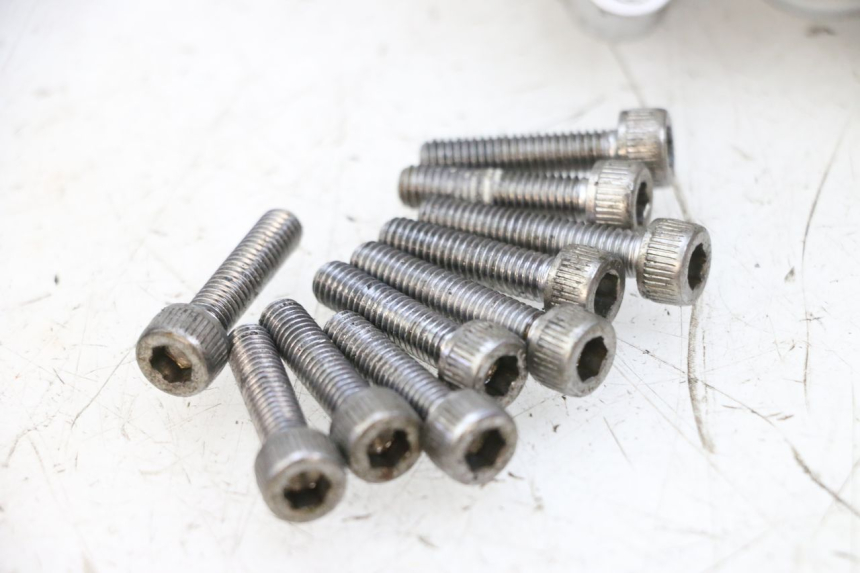 photo de KOPPELINGDEKSEL YAMAHA FZ6 N FAZER 600 (2004 - 2006) - Kenmerkende details