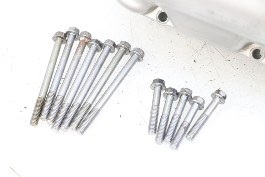 photo de KOPPELINGDEKSEL SUZUKI VL INTRUDER 125 (2004 - 2007) - Bevestigingspunten