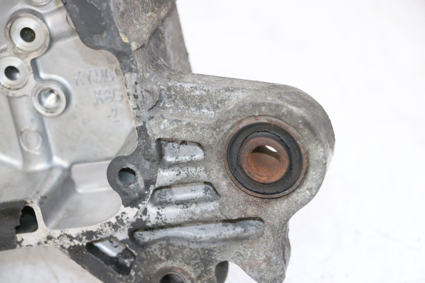 photo de RECHTER MOTORDEKSEL KYMCO AGILITY 4T 50 (2005 - 2018) - Overzicht