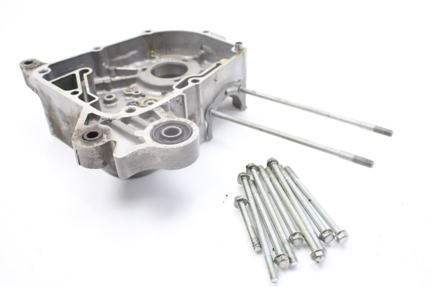 photo de RECHTER MOTORDEKSEL KYMCO AGILITY DELIVERY 4T 50 (2018 - 2023) - Detail van het onderdeel