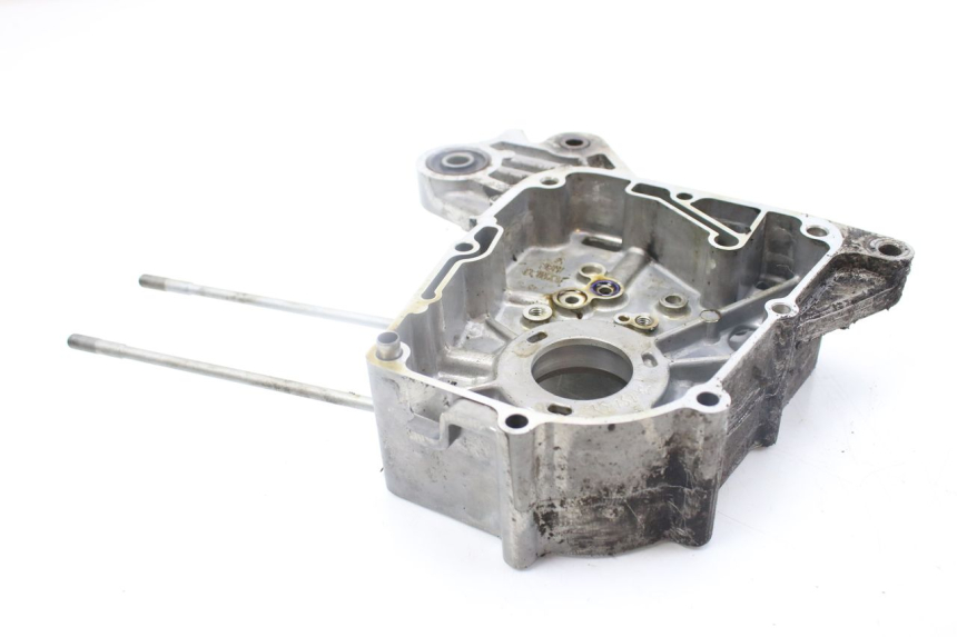 photo de RECHTER MOTORDEKSEL KYMCO AGILITY DELIVERY 4T 50 (2018 - 2023) - Andere kijkhoek