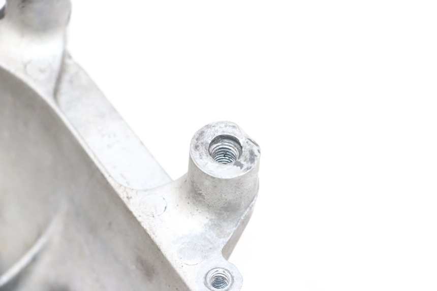 photo de RECHTER MOTORDEKSEL MBK BOOSTER SPIRIT NAKED 50 (2004 - 2017) - Kenmerkende details