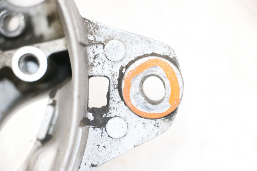 photo de RECHTER MOTORDEKSEL MBK BOOSTER SPIRIT NAKED 50 (2004 - 2017) - Gecontroleerd onderdeel