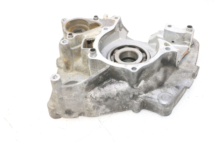 photo de RECHTE MOTORKAP HONDA FES PANTHEON 2T 125 (1998 - 2002) - Detail van het onderdeel