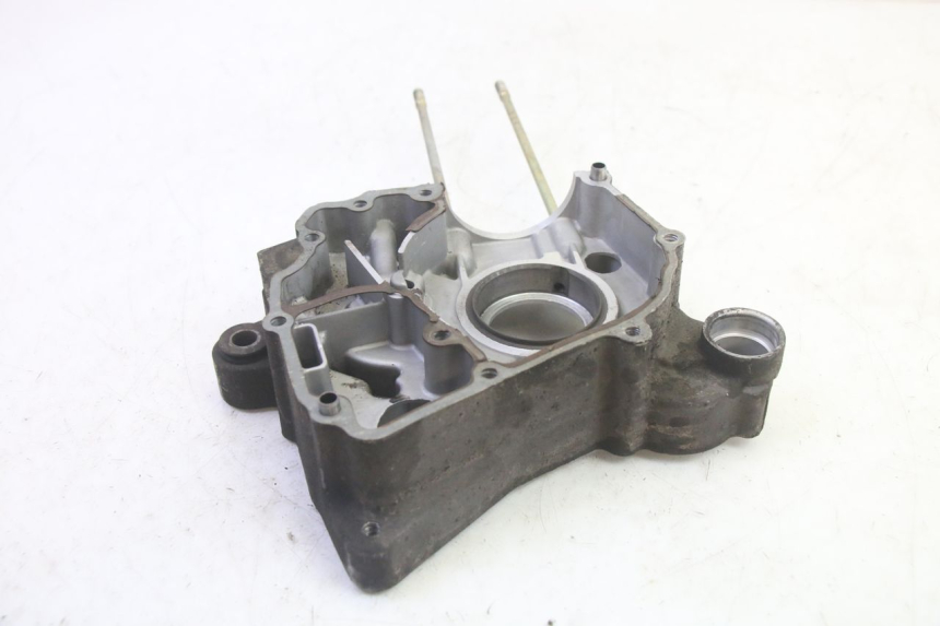 photo de RECHTER MOTORDEKSEL SYM FIDDLE 3 III 125 (2014 - 2020) - Andere kijkhoek