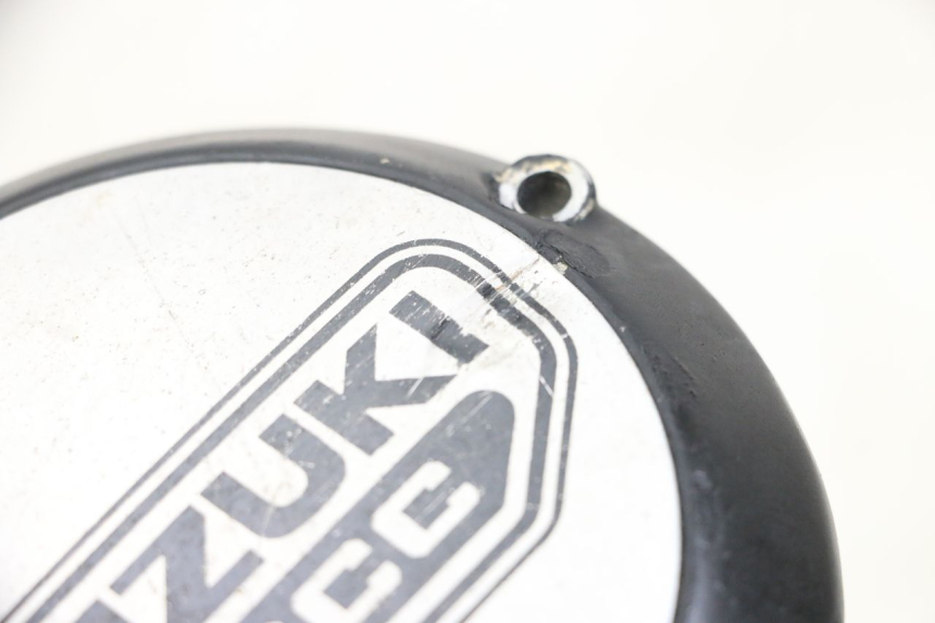 photo de RECHTER MOTORKAP SUZUKI GSX E 250 (1982 - 1983) - Detail van het onderdeel